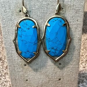 Stella & Dot drop earring